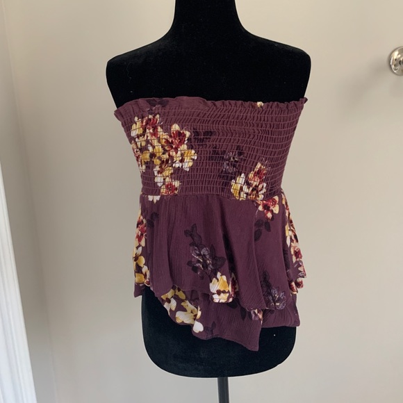 No sleeved Flowy Top - Picture 2 of 2